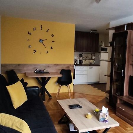 Apartman Relax - Free Public Parking Saraievo Exterior foto
