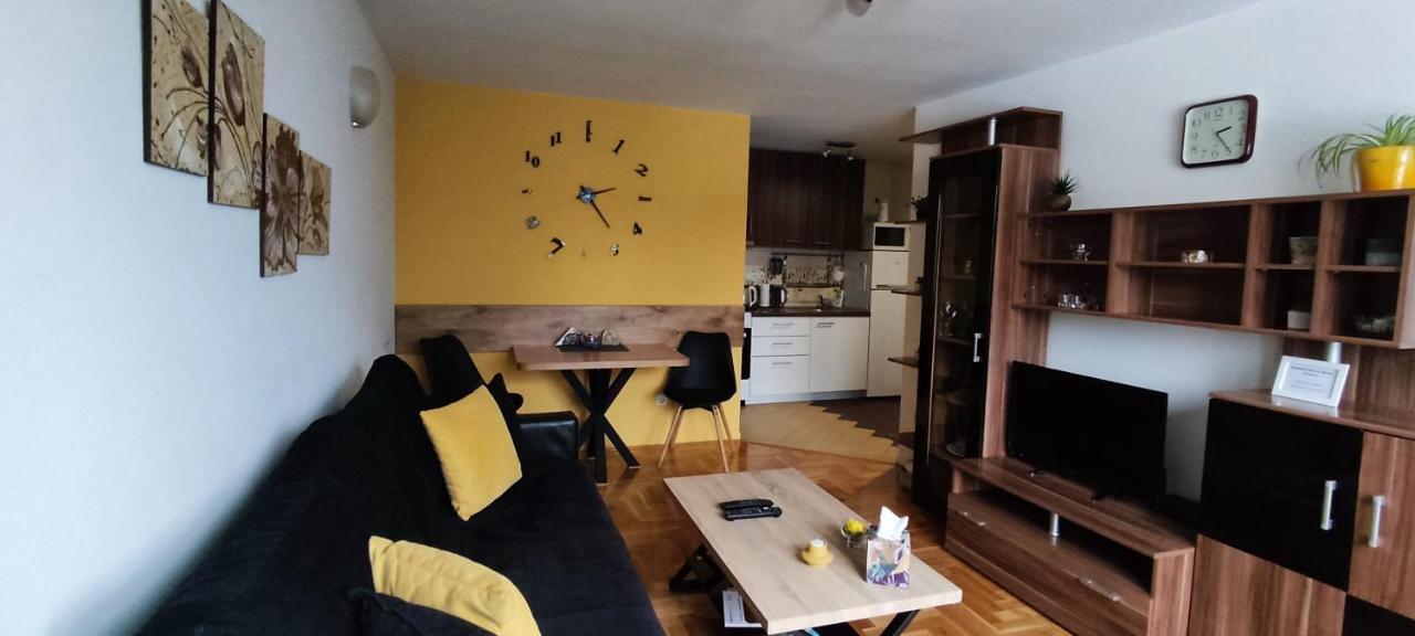 Apartman Relax - Free Public Parking Saraievo Exterior foto